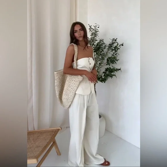 ZARA BUTTONED VEST TOP - Picture 15 of 17